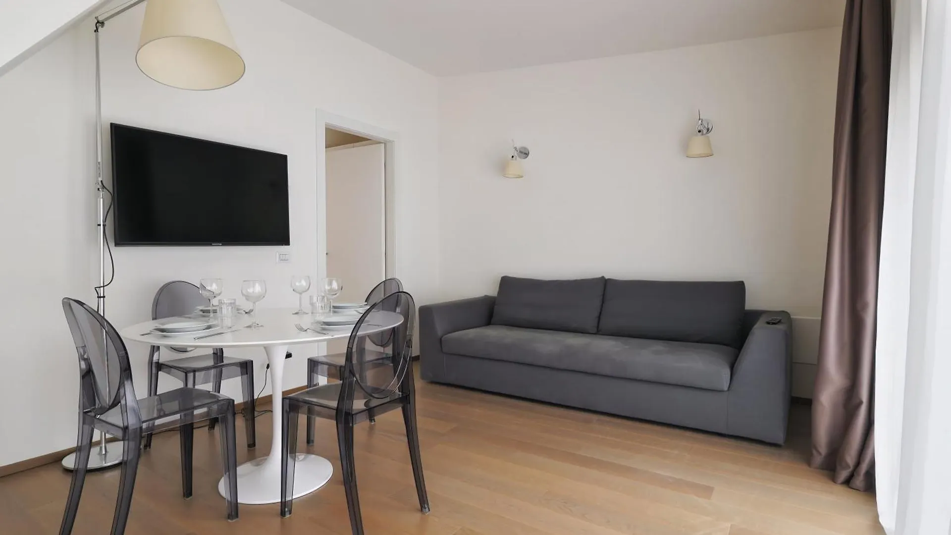 Joivy Suite Corso Como 11 - Castello Apartment Milan Italy
